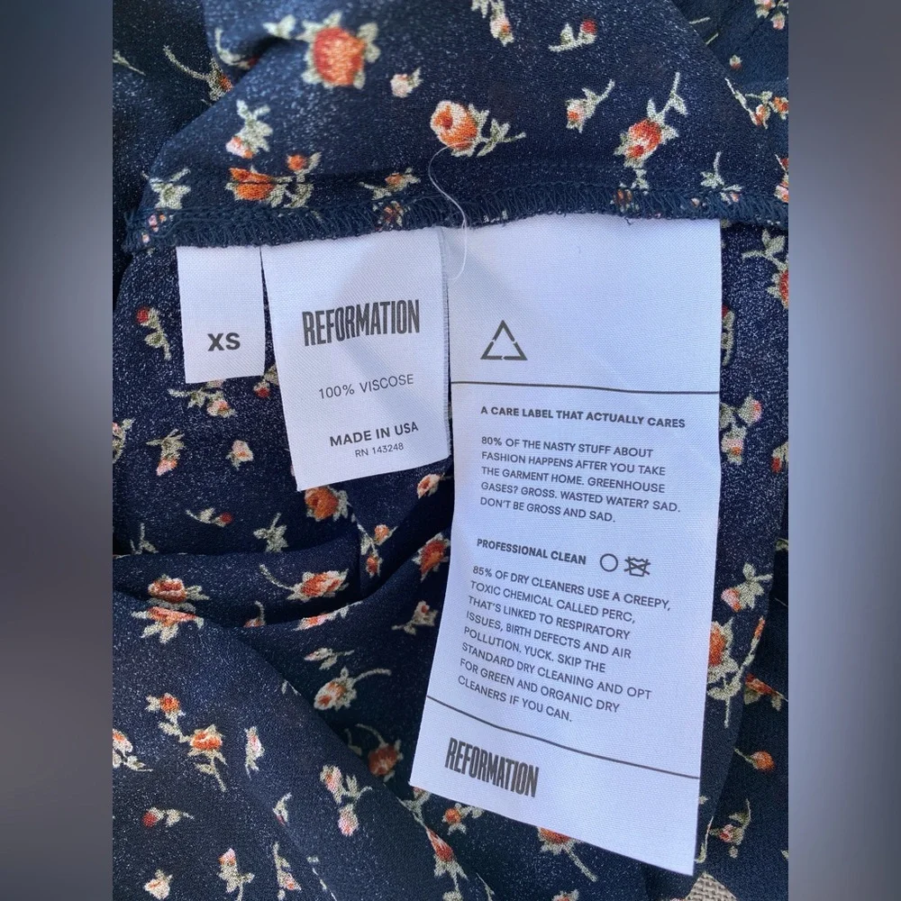 Reformation Blue Floral Print Button Down Long Sleeve Chiffon Shirt, Size XS - Picture 13 of 13